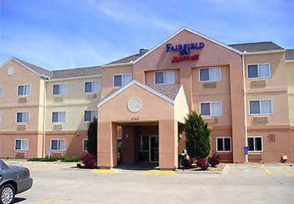 Hotel Baymont By Wyndham Salina Exterior foto