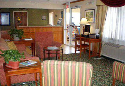 Hotel Baymont By Wyndham Salina Exterior foto